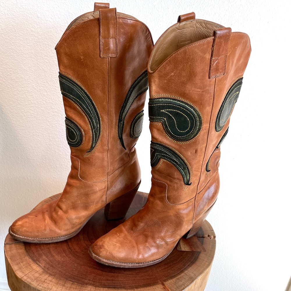 KURT GEIGER western cowboy boots green accents 38